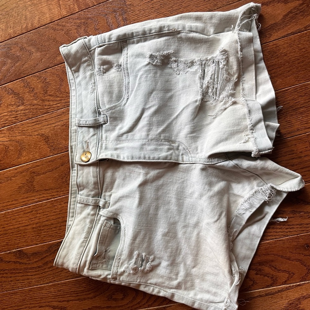 Stylish American 🦅 Distressed Women Shorts